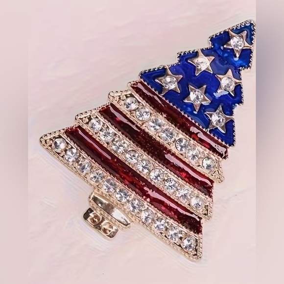 Patriotic 18 k gold plated Christmas  Tree Brooch with Stars - Picture 3 of 5